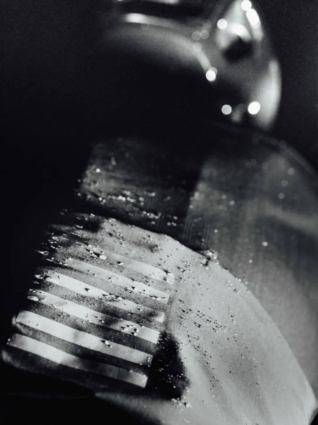 全新Rapha Pro Team Shadow：专为严苛的比赛与训练环境打造