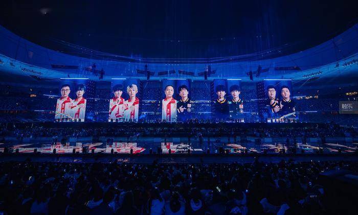 鸟巢里的KPL年度总决赛