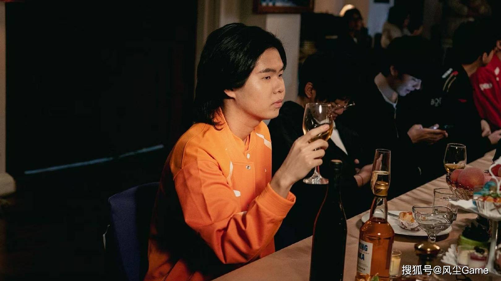 LPL德杯黑马战队诞生!半摆烂阵容进4强,观众:明年保底前6